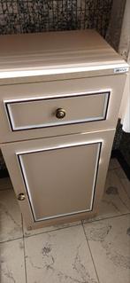 Kastje voor op badkamer, Huis en Inrichting, Ophalen