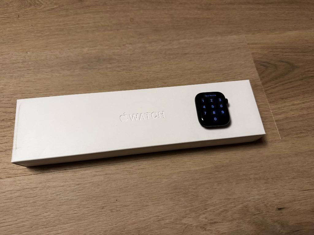 Apple Watch Series 7 45mm bleu minuit - Très bon état, IOS, Enlèvement, Utilisé, Bleu