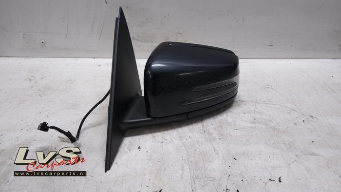 Rétroviseur extérieur gauche d'un Mercedes C-Klasse, Autos : Pièces & Accessoires, Rétroviseurs, Mercedes-Benz, Utilisé, 3 mois de garantie