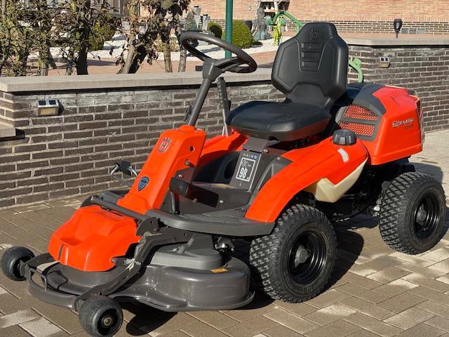 Frontmaaier Husqvarna R214 TC speciale editie 16 pk 17 u, Tuin en Terras, Zitmaaiers, Zo goed als nieuw, 90 tot 120 cm, Elektrische starter
