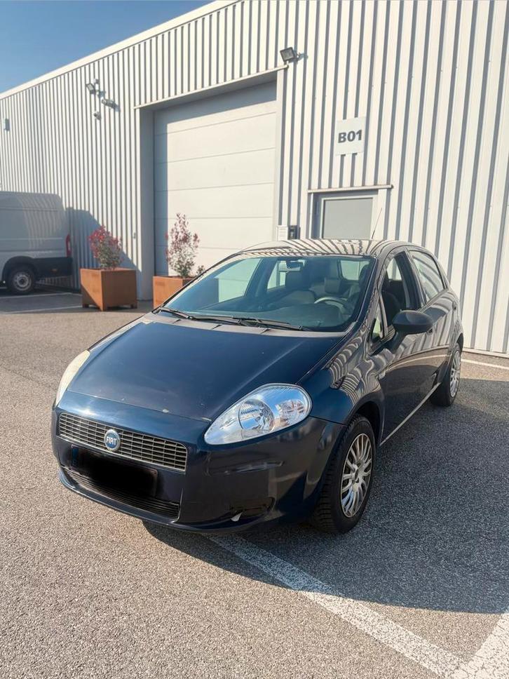 Fiat punto grande - gekeurd voor verkoop-2010-1.2 benzine, Auto's, Fiat, Particulier, Grande Punto, ABS, Airbags, Alarm, Bluetooth
