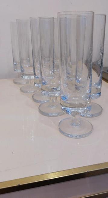 16 champagne fluit Boussu mond geblazen/kristal serie Murcie beschikbaar voor biedingen