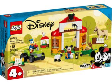 10775 LEGO Mickey Mouse & Donald Duck boerderij beschikbaar voor biedingen