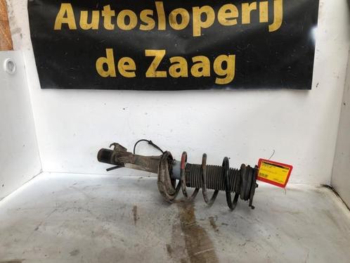 Schokdemperpoot links-voor van een Volvo V50, Auto-onderdelen, Ophanging en Onderstel, Volvo, Gebruikt, 3 maanden garantie, Ophalen of Verzenden