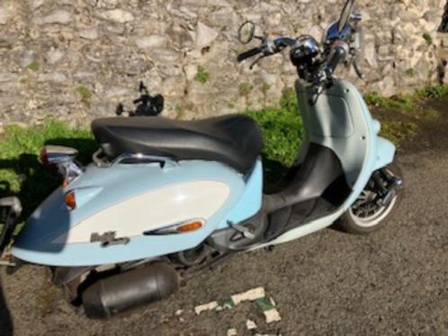 Aprilia Mojito 125 11kw., Motoren, Motoren | Piaggio, Bedrijf, Scooter, 11 kW of minder, 1 cilinder, Minimaal motorrijbewijs A1
