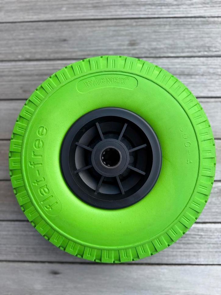 Wagner Lekvrij geschuimd wiel, Tuin en Terras, Kruiwagens, Zo goed als nieuw, Ophalen