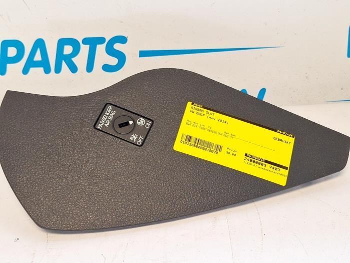 Airbag Slot van een Volkswagen Golf, Auto-onderdelen, Elektronica en Kabels, Volkswagen, Gebruikt, 3 maanden garantie, Ophalen of Verzenden