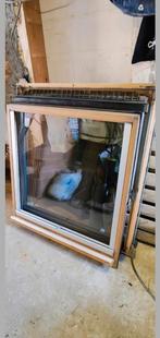 VELUX BOIS, Ophalen, Gebruikt