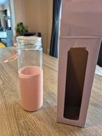 Drinkfles nieuw, Enlèvement