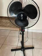 Ventilator op voet, Ophalen, Zo goed als nieuw