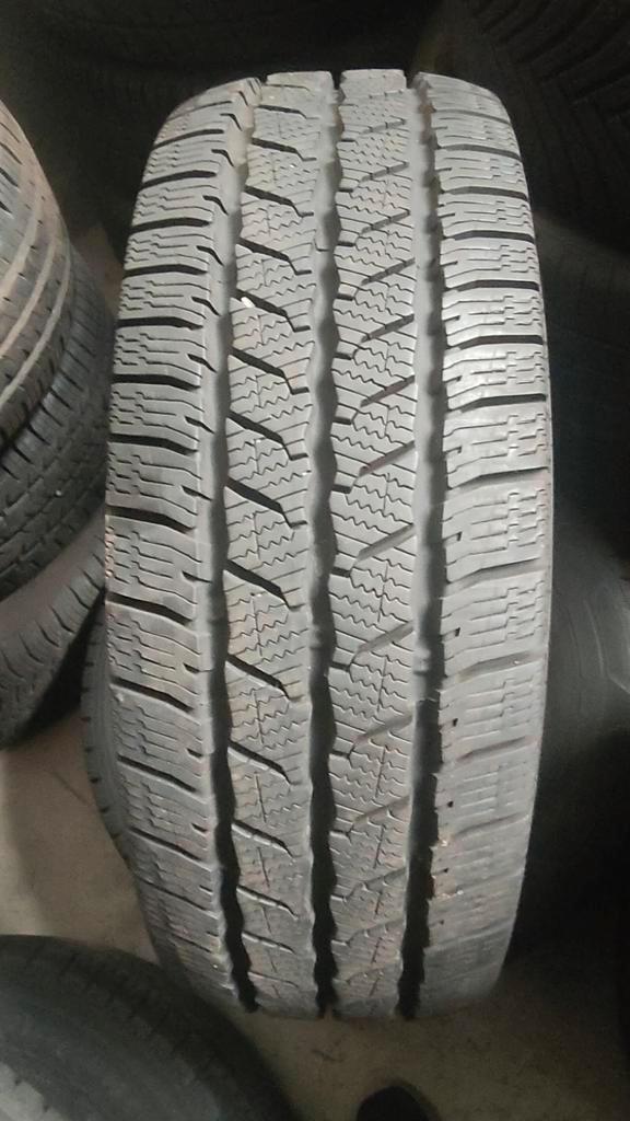 215/70r15c continental 60€ per stuk met plaatsen 21570r15, Auto diversen, Autosport-onderdelen, Ophalen of Verzenden
