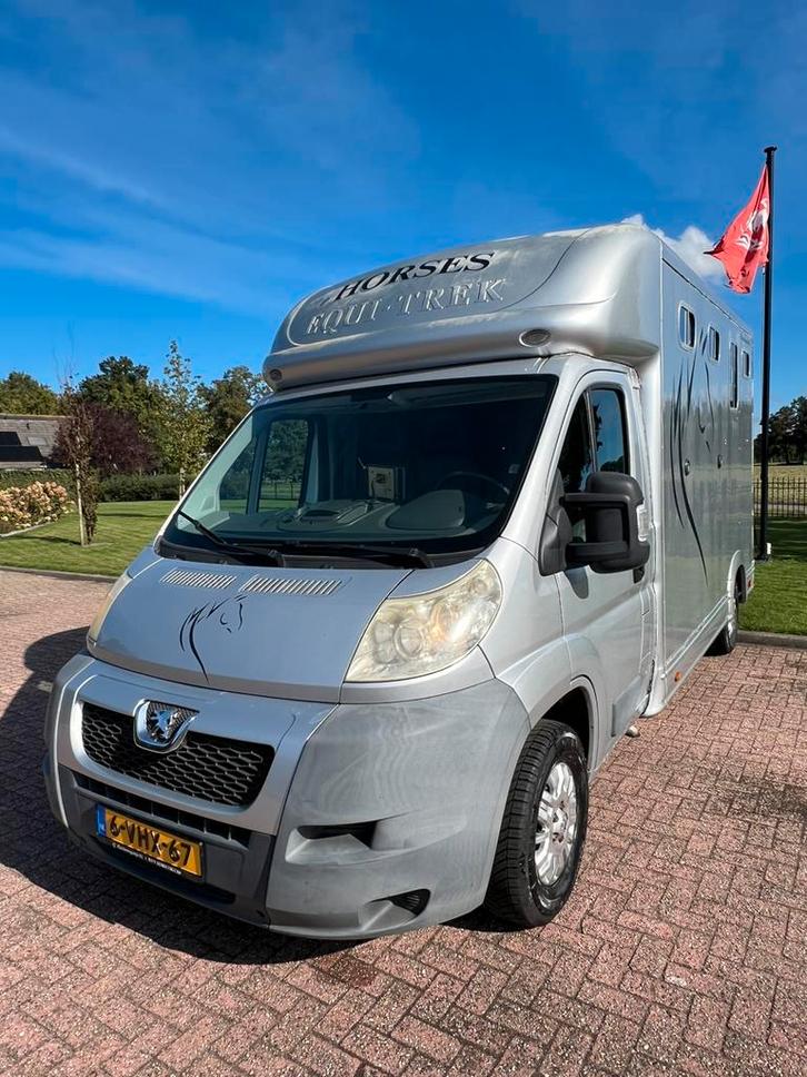 Equitrek paardencamion uit 2010 slechts 70.000KM!, Dieren en Toebehoren, Paarden en Pony's | Trailers en Aanhangwagens, Zo goed als nieuw