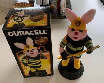 Duracell Fireman Bunny op voet beschikbaar voor biedingen
