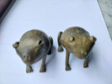 2 Vintage messing kikkers uit Togo Afrika beschikbaar voor biedingen