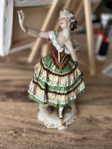 Ludwigburg porselein anno 1750 - 1800 beschikbaar voor biedingen