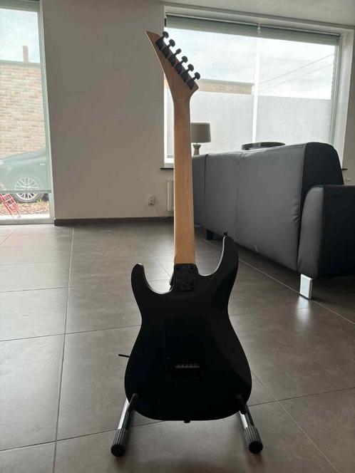 jackson JS22 dinky satin black elektrische gitaat, Muziek en Instrumenten, Snaarinstrumenten | Gitaren | Elektrisch, Gebruikt