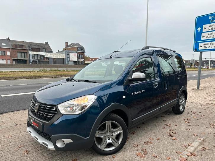 Dacia Dokker Stepway 2019 1.6i 125dkm Navi Pdc Cruise Full, Auto's, Dacia, Bedrijf, Te koop, Dokker, ABS, Airbags, Airconditioning