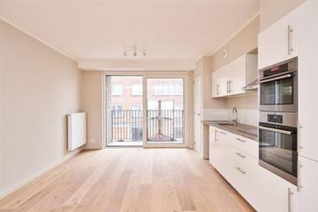 Studio lumineux 60 m² à louer – Uccle Bois de la Cambre 800€ beschikbaar voor biedingen