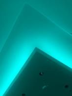 Travailleur dans le carlage, la façade, greper,  isolation