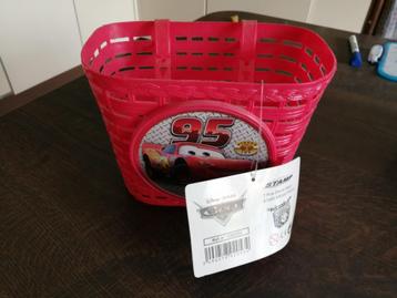 Mandje voor kinderfietsje beschikbaar voor biedingen