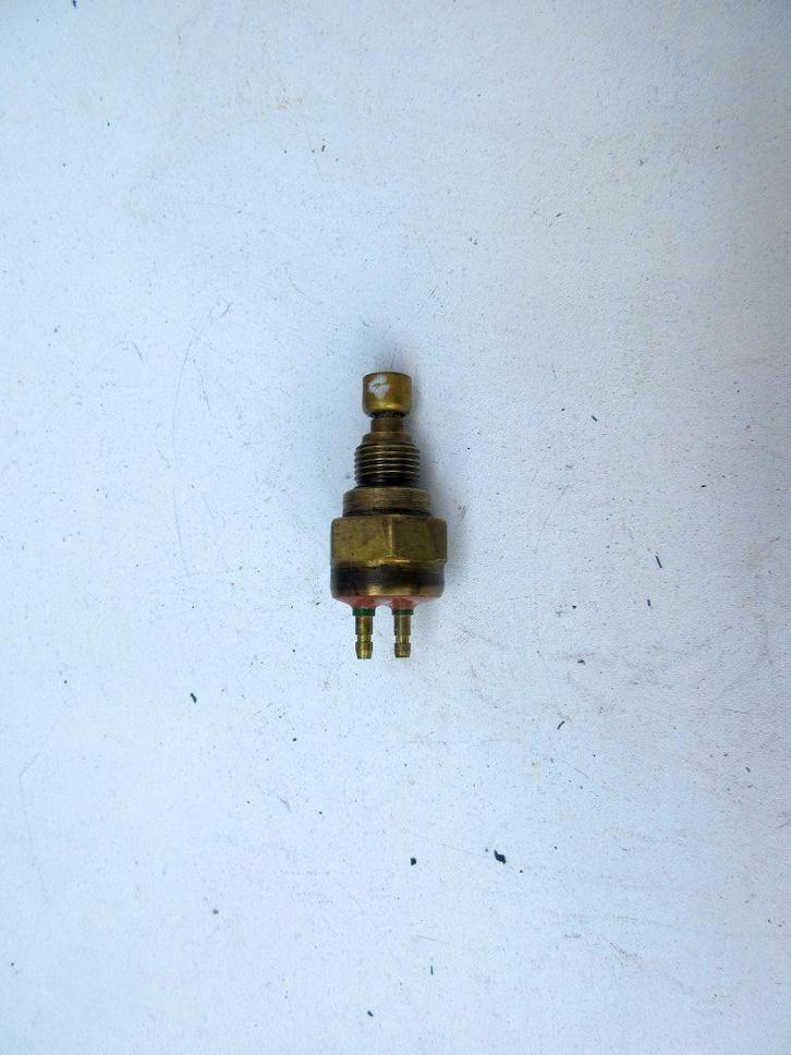 Honda VF750F sensor koelvin VF 750 radiateur schakelaar fan, Motoren, Onderdelen | Honda, Gebruikt, Ophalen of Verzenden