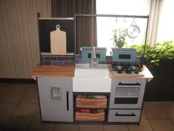 speelkeukentje Kidcraft beschikbaar voor biedingen