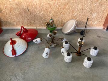 Lot vintage lampen beschikbaar voor biedingen
