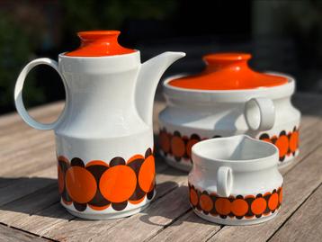 Vintage set: soepterrine, grote kan, melkkannetje beschikbaar voor biedingen
