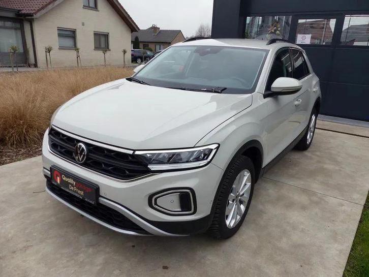 Volkswagen T-Roc Life Automaat, trekhaak, navi, AppConnect,, Auto's, Volkswagen, Bedrijf, Te koop, T-Roc, ABS, Airbags, Airconditioning