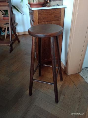 Houten barkruk plantenstandaard 70cm  beschikbaar voor biedingen