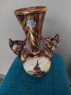 Oud vaasje met schip., Ophalen