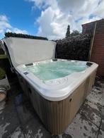 Jacuzzi 2500 euro gratis geleverd om te installeren, Verzenden, Zo goed als nieuw