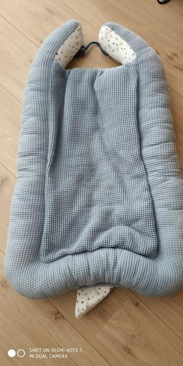 Babynest beschikbaar voor biedingen