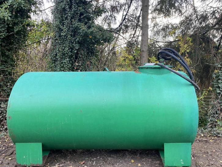 Mazouttank 3300 l, Zakelijke goederen, Landbouw | Tractoren, Ophalen