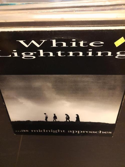 lp - white lightning - as midnight approaches, Cd's en Dvd's, Vinyl | Hardrock en Metal, Gebruikt, Ophalen of Verzenden