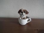 Décoration maison: Petit chien dans une tasse. (Haut 5,5 cm), Comme neuf, Envoi