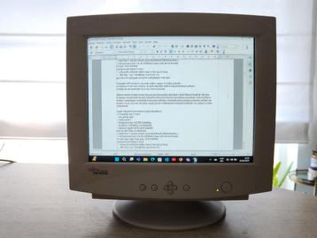 Beeldbuis CRT monitor pc (werkt perfect) beschikbaar voor biedingen
