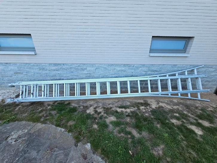 schaal 3x18, Doe-het-zelf en Bouw, Ladders en Trappen, Gebruikt, Ladder, 4 meter of meer, Opvouwbaar of Inschuifbaar, Ophalen