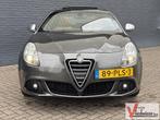 Alfa Romeo Giulietta 1.4 T Distinctive PANORAMA | LEDER | CL, Auto's, Alfa Romeo, Bedrijf, Zilver of Grijs, Start-stop-systeem