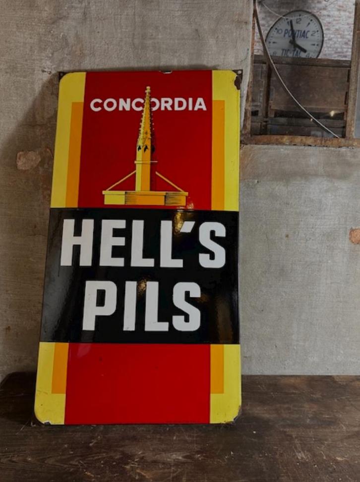 oud emaille bord emaillebord oude reclame pils, Verzamelen, Merken en Reclamevoorwerpen, Ophalen