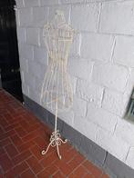 metalen paspop, Enlèvement