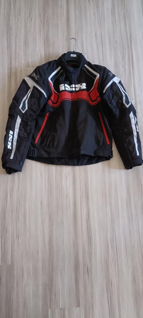 IXS Activo motorjas – maat L – zwart/rood/wit, Motoren, Kleding | Motorkleding, Jas | textiel, Heren, Tweedehands, Ophalen