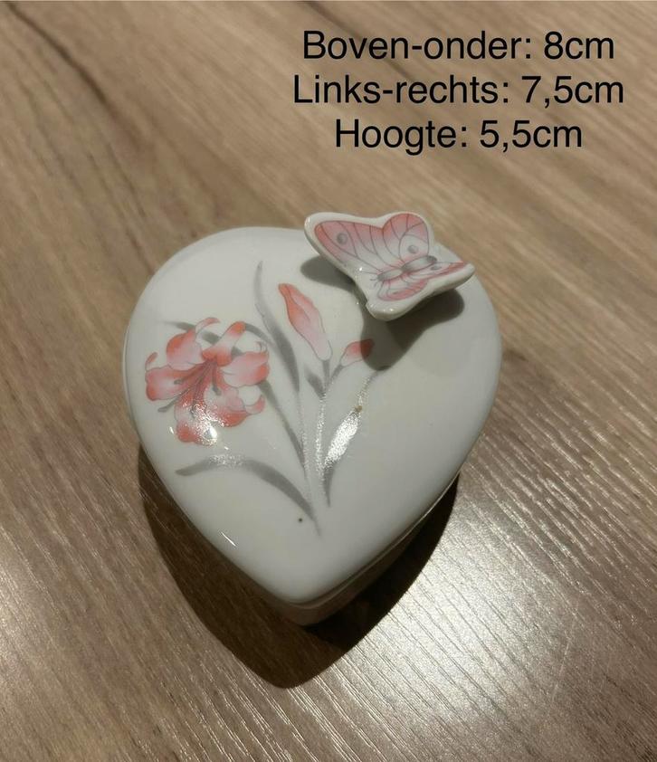 Potje met dekseltje in hartjesvorm, Antiek en Kunst, Curiosa en Brocante, Ophalen of Verzenden