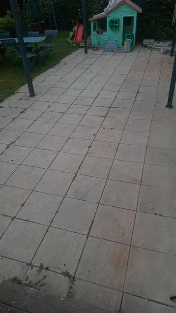 Terrasse de +_ 70m2 a donner, Béton, Enlèvement, Utilisé, Autres types