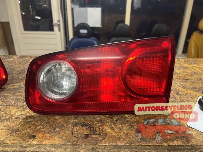 Achterlicht rechts van een Renault Laguna, Auto-onderdelen, Verlichting, Renault, Gebruikt, 3 maanden garantie, Ophalen of Verzenden