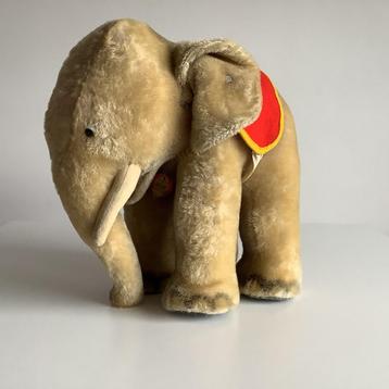 Prachtige grote vintage zeldzame Steiff olifant beschikbaar voor biedingen