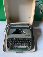 retro vintage typmachine Olympia, Antiek en Kunst, Antiek | Kantoor en Zakelijk, Ophalen of Verzenden