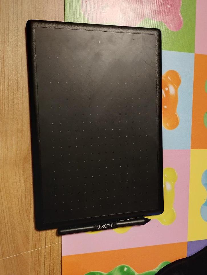 Wacom tekentablet, Informatique & Logiciels, Tablettes graphiques, Comme neuf, Filaire, Multi-touch, Enlèvement