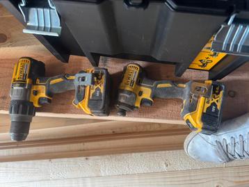 Dewalt slagschroef machine en vijsmachine lader en 2 batter, Ophalen of Verzenden, Gebruikt