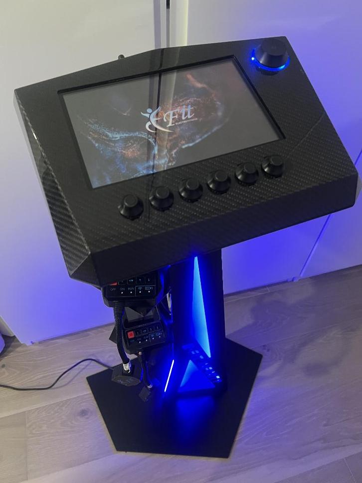 E-FIT INFINITY EMS, Sport en Fitness, Fitnessmaterialen, Gebruikt, Ophalen